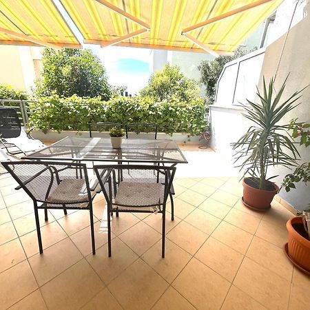Beach Apartment Summertime Split Exterior photo